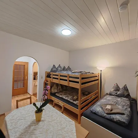 Central Apartment In Ground Floor Apartamento Innsbruck